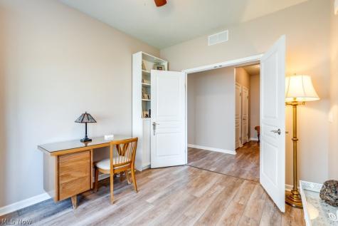 8081 Parkcroft Drive Mentor OH 44060