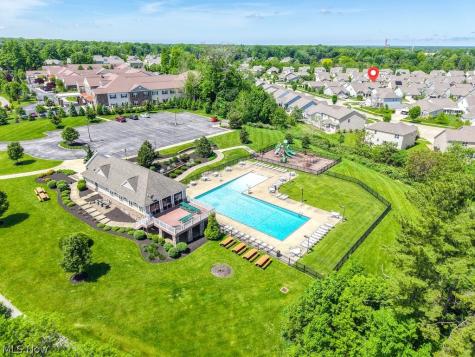 8081 Parkcroft Drive Mentor OH 44060