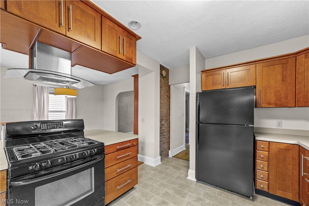 1338 W 64 Street Cleveland OH 44102