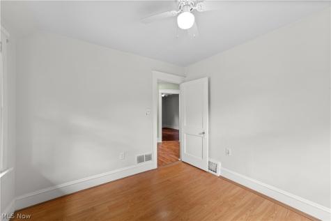 1338 W 64 Street Cleveland OH 44102