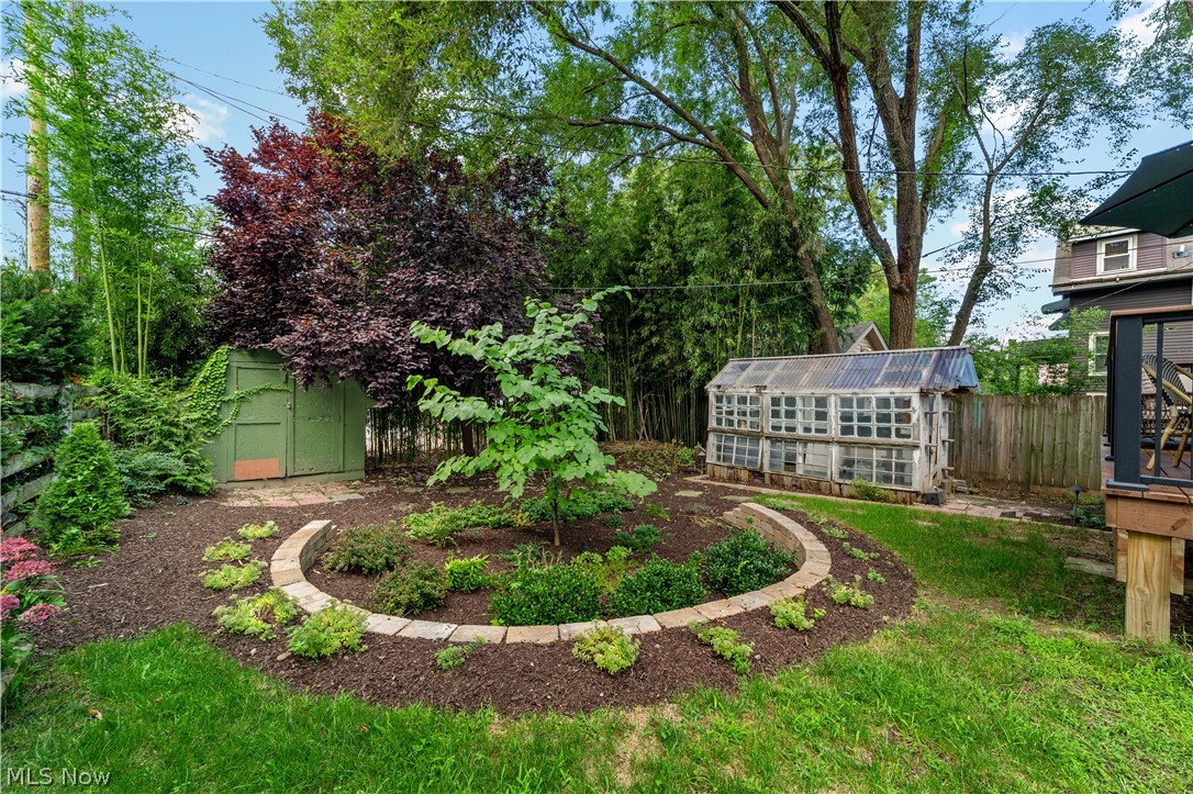 1338 W 64 Street Cleveland OH 44102