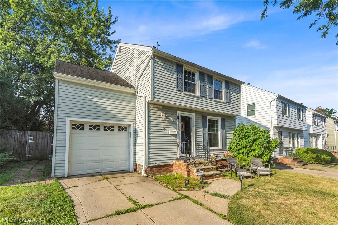 3962 Grosvenor Road South Euclid OH 44118