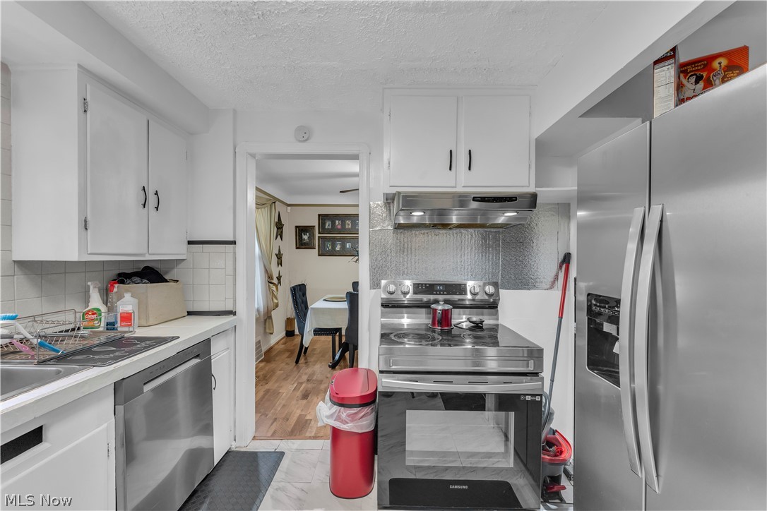3962 Grosvenor Road South Euclid OH 44118