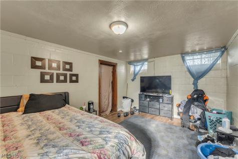 3962 Grosvenor Road South Euclid OH 44118