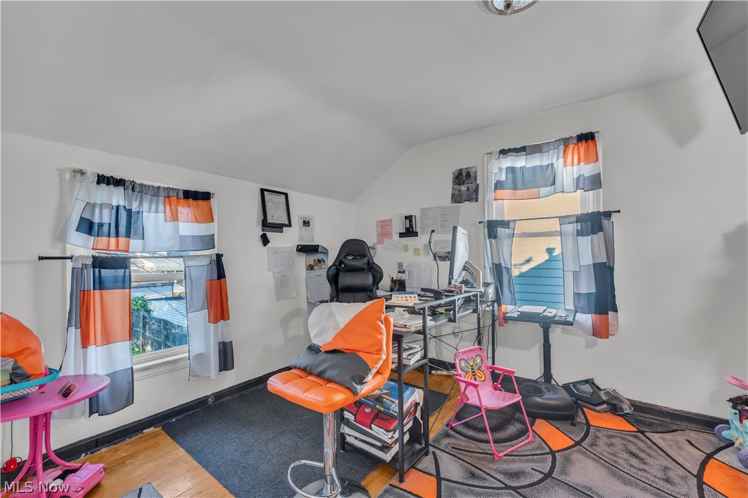 3962 Grosvenor Road South Euclid OH 44118
