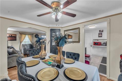 3962 Grosvenor Road South Euclid OH 44118