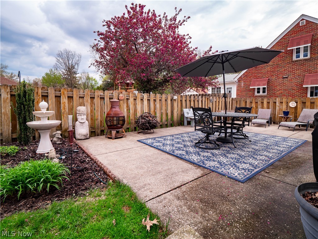 4765 W 220th Street Fairview Park OH 44126