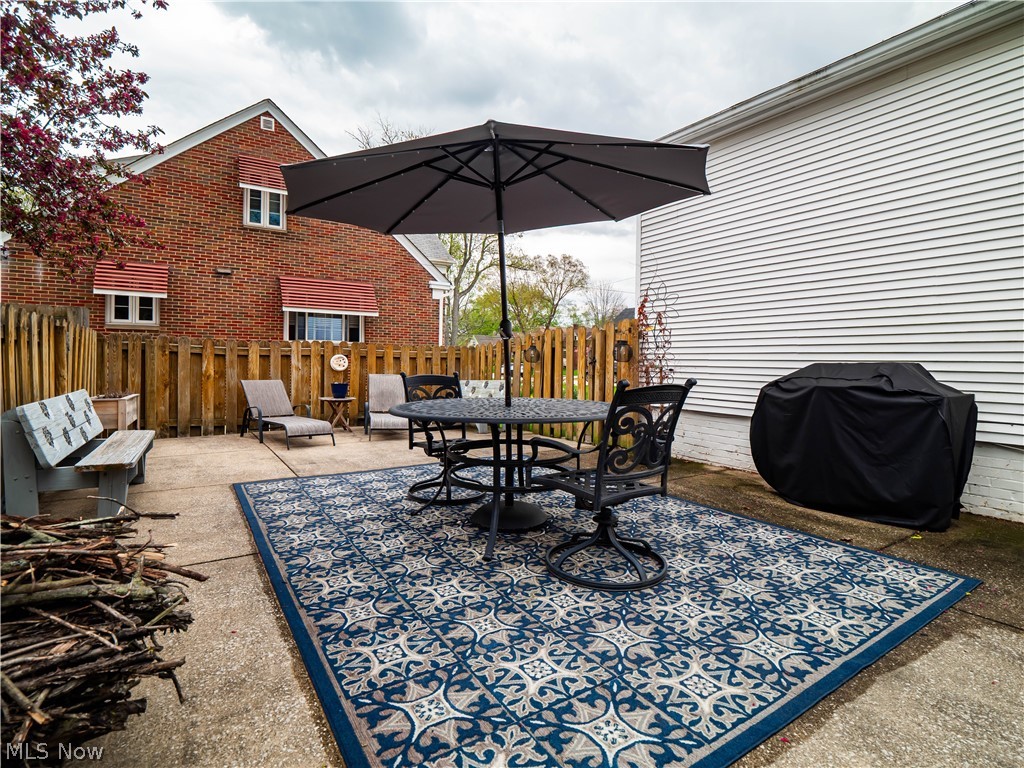 4765 W 220th Street Fairview Park OH 44126