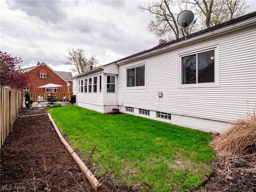 4765 W 220th Street Fairview Park OH 44126