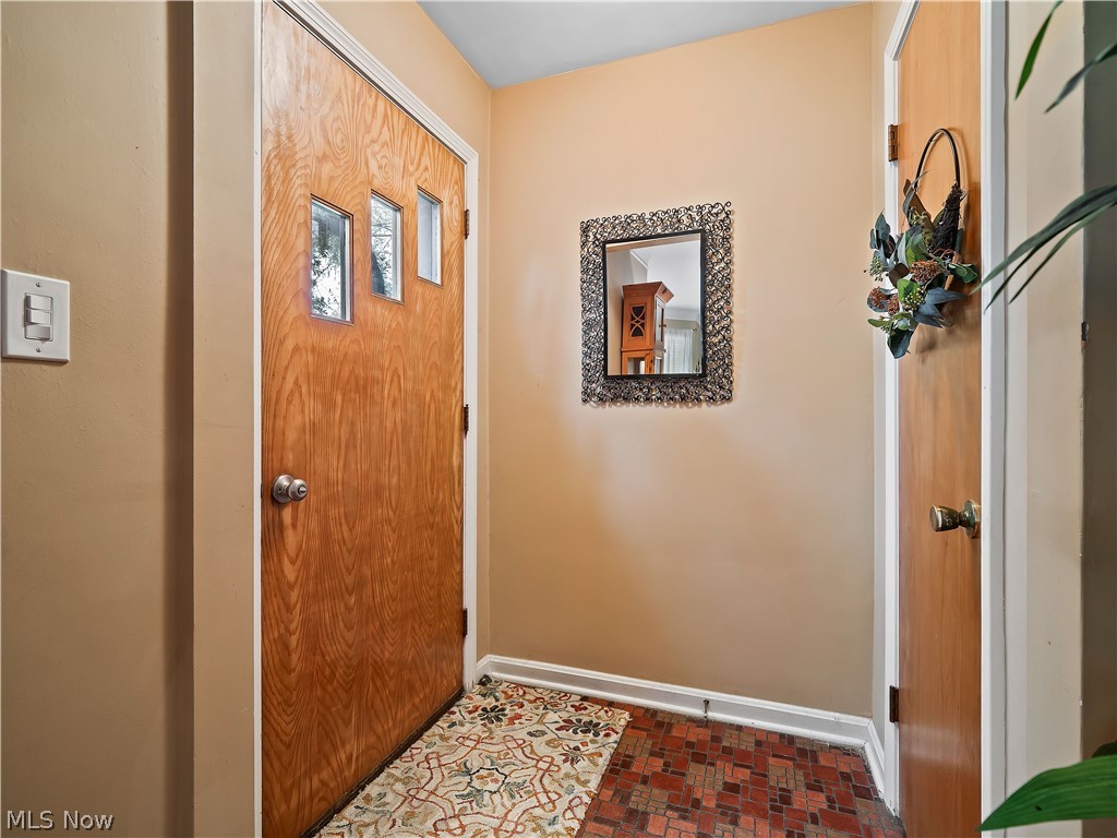 4765 W 220th Street Fairview Park OH 44126