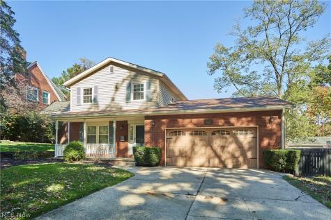 669 Upper Merriman Drive Akron OH 44303