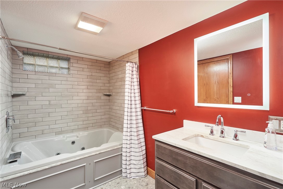 669 Upper Merriman Drive Akron OH 44303