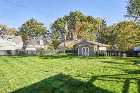 669 Upper Merriman Drive Akron OH 44303