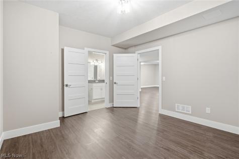26650 Hurlingham Road Beachwood OH 44122