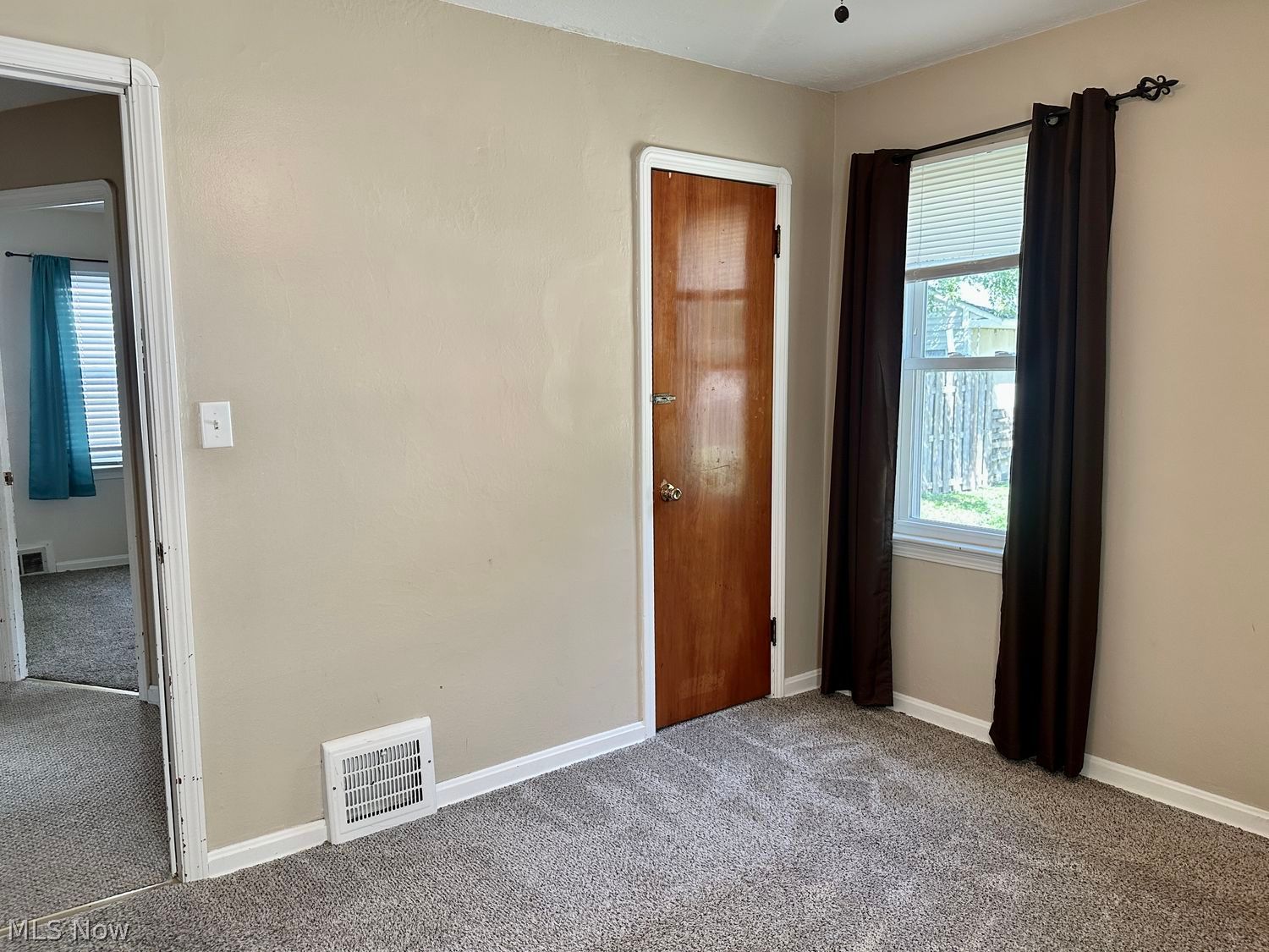 4320 Tuxedo Avenue Parma OH 44134