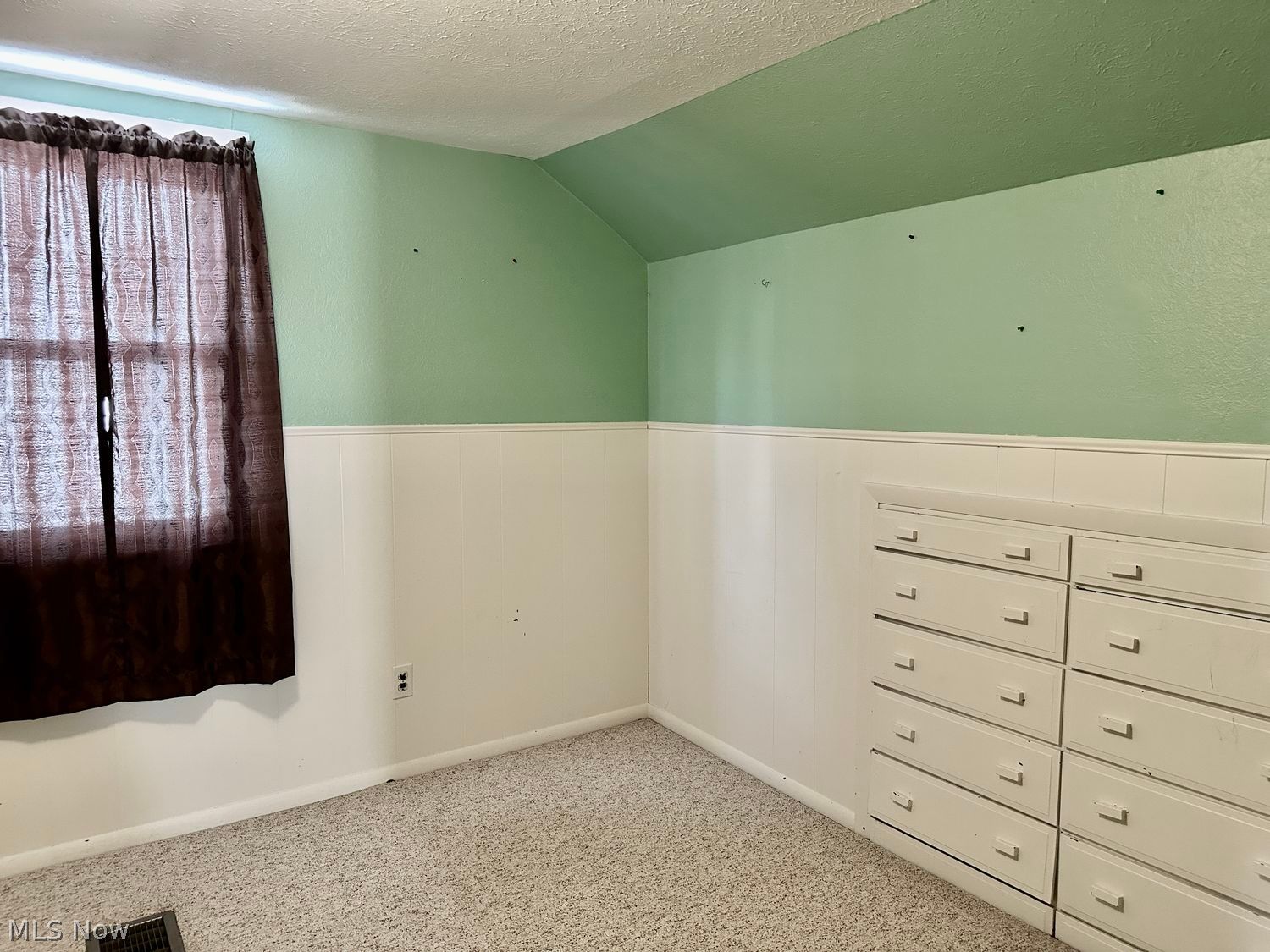 4320 Tuxedo Avenue Parma OH 44134