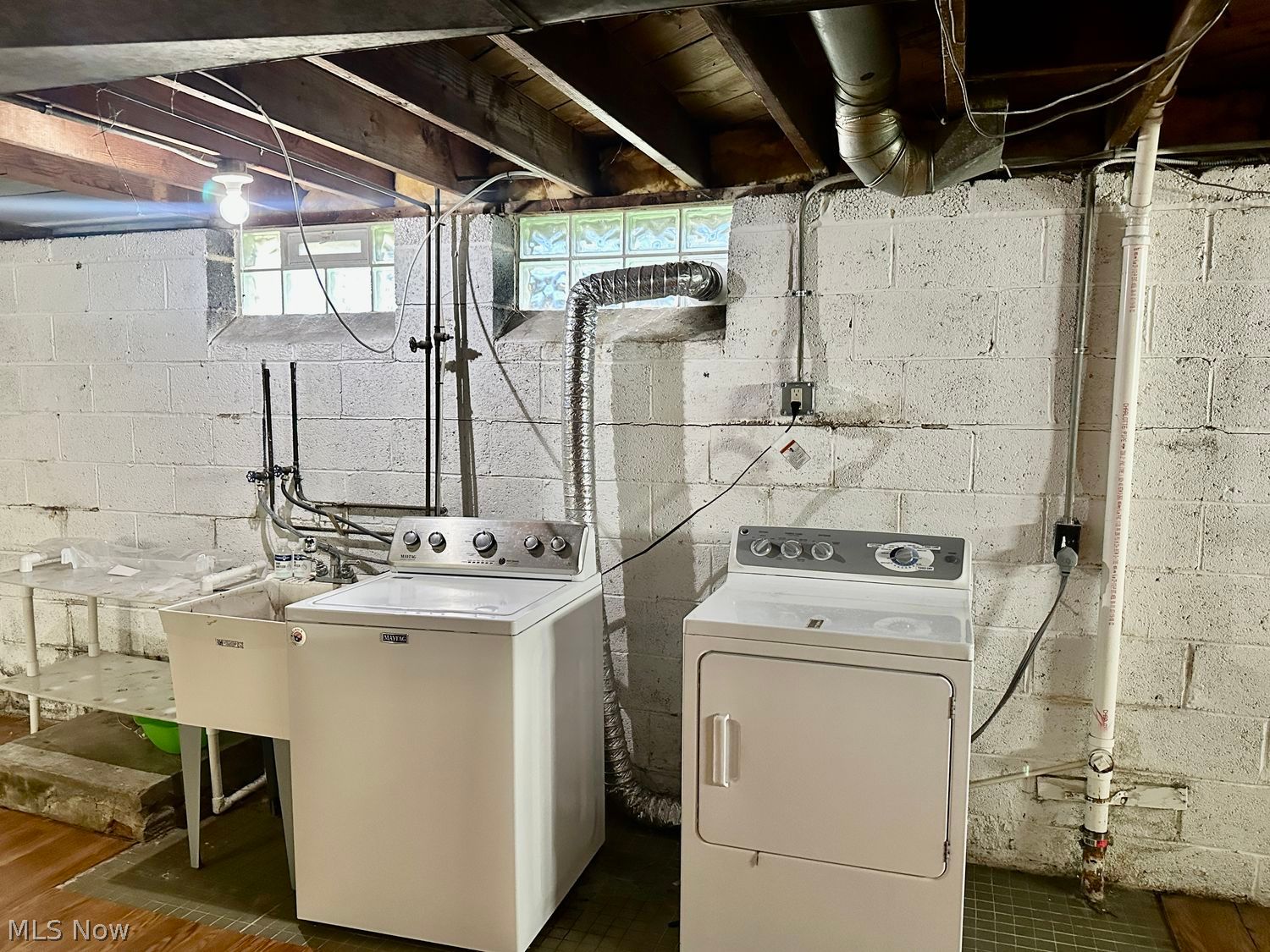 4320 Tuxedo Avenue Parma OH 44134