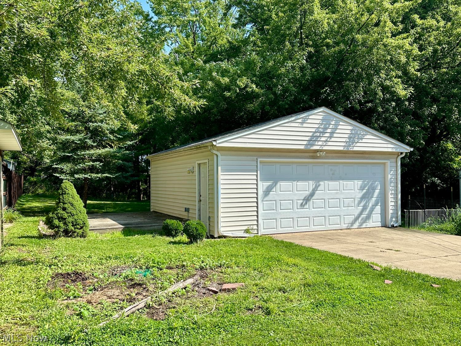 4320 Tuxedo Avenue Parma OH 44134