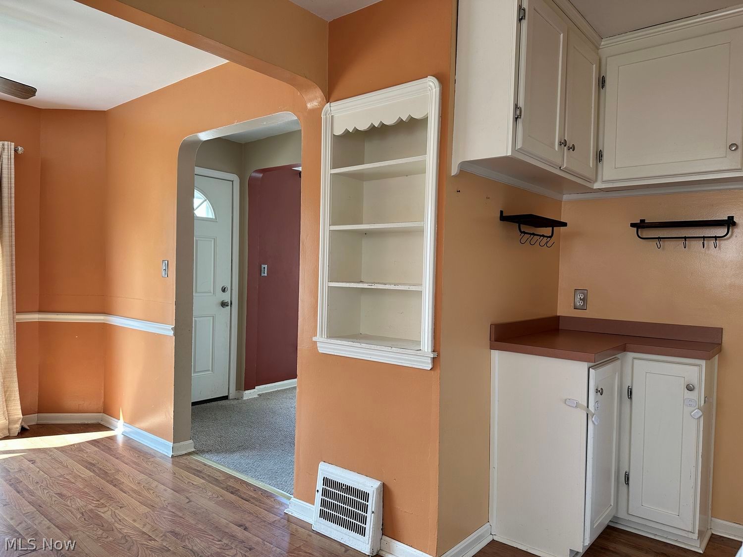 4320 Tuxedo Avenue Parma OH 44134