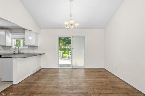 4609 Telhurst Road South Euclid OH 44121