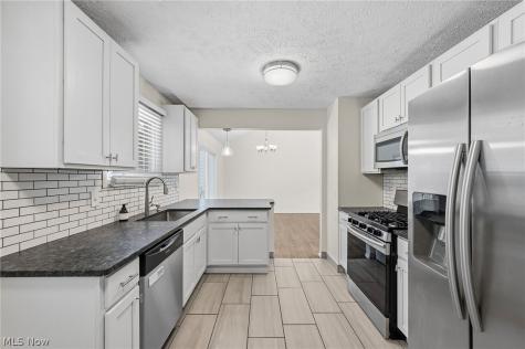 4609 Telhurst Road South Euclid OH 44121