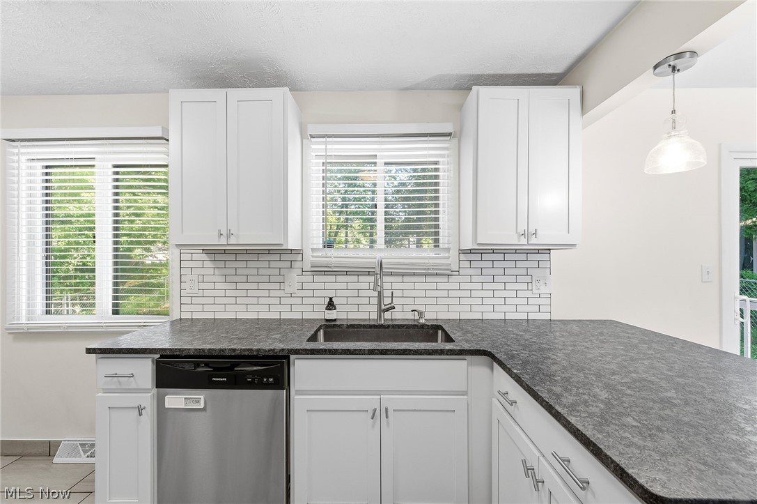 4609 Telhurst Road South Euclid OH 44121