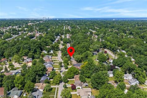 4609 Telhurst Road South Euclid OH 44121