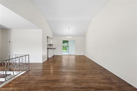 4609 Telhurst Road South Euclid OH 44121
