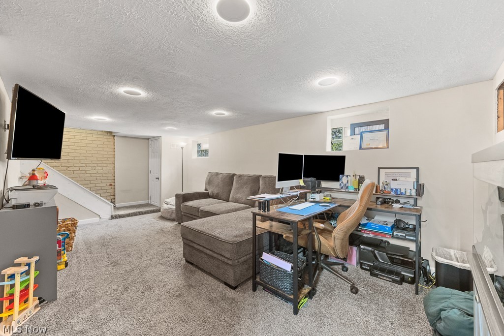 1052 Parkside Drive Alliance OH 44601