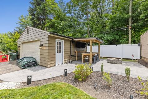 1052 Parkside Drive Alliance OH 44601