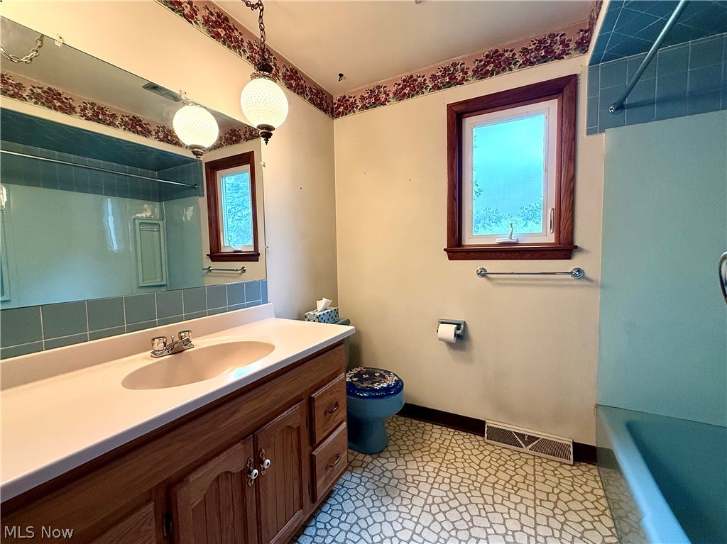 1686 Roosevelt Avenue Niles OH 44446
