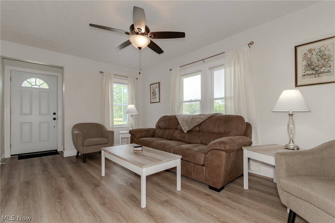 2060 S Broadway Geneva OH 44041