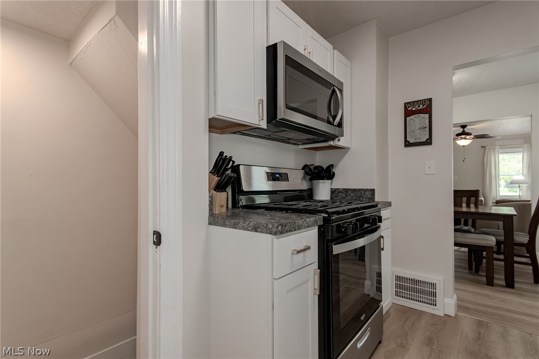2060 S Broadway Geneva OH 44041