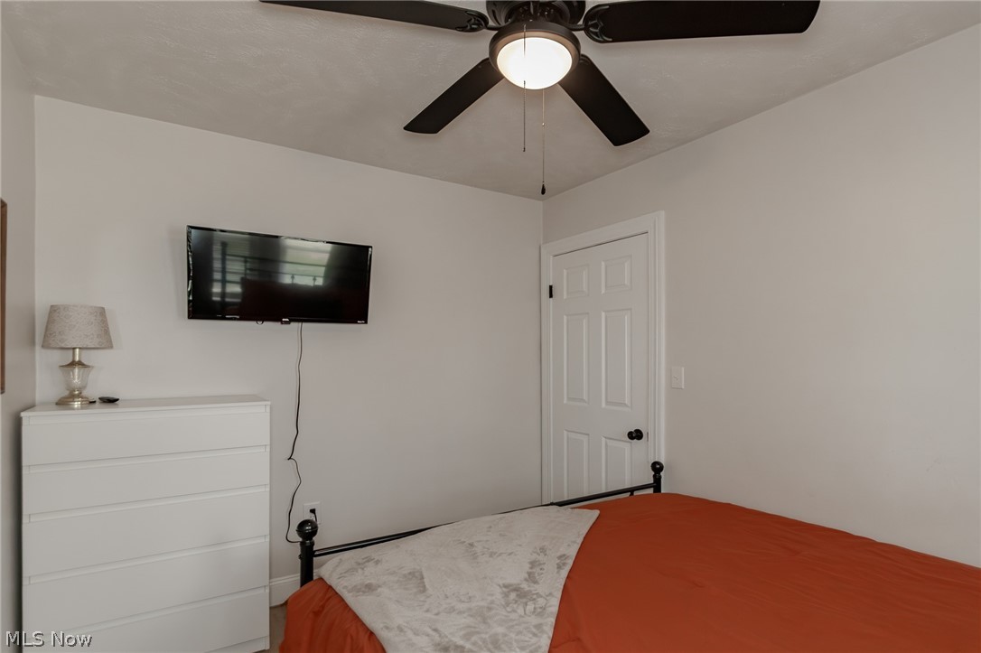 2060 S Broadway Geneva OH 44041
