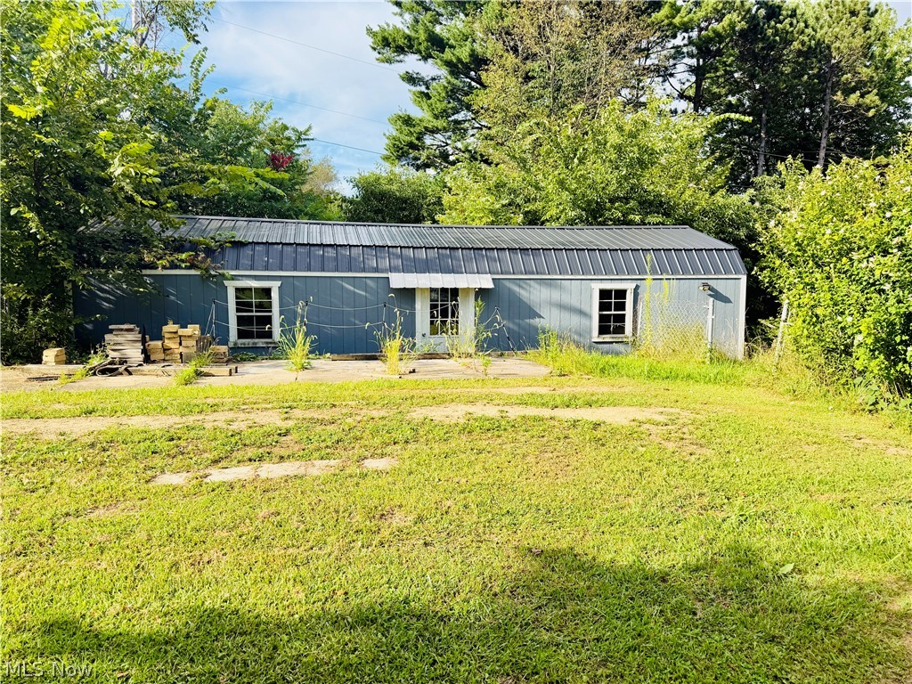 44373 Y And O Road Wellsville OH 43968