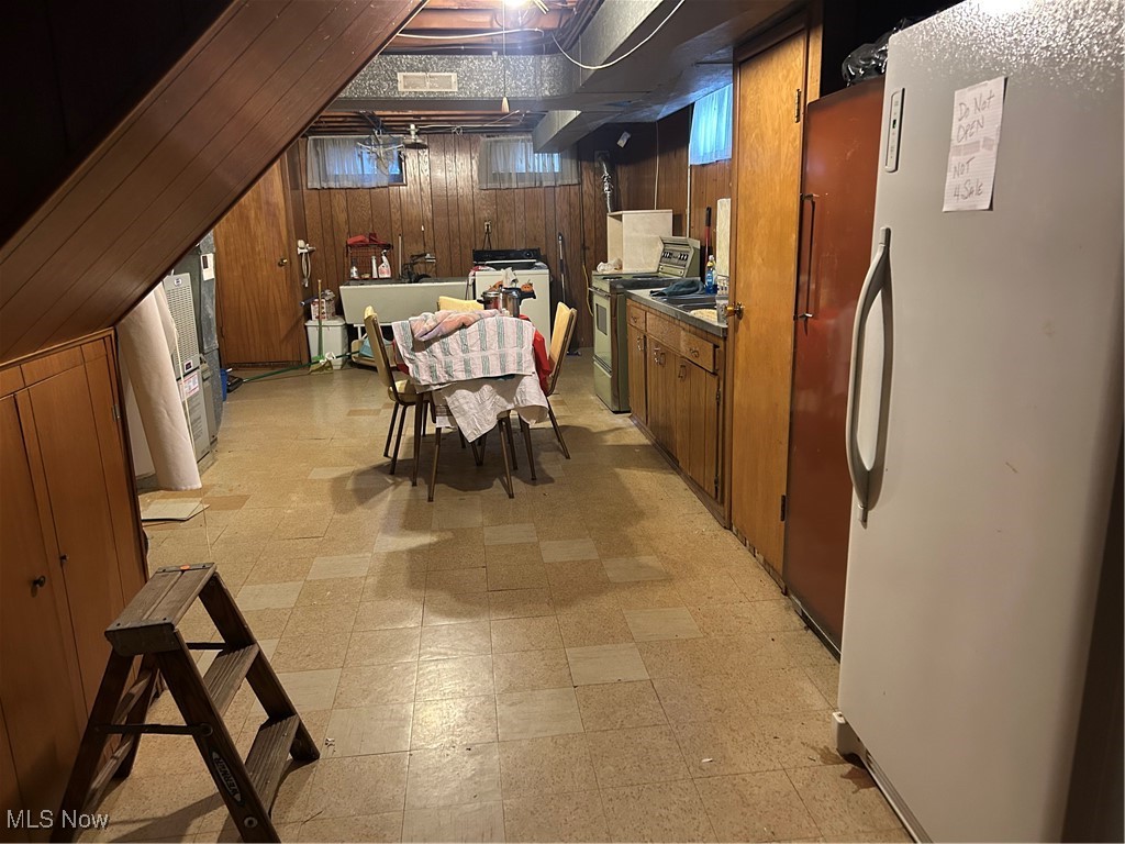 22506 Sharon Lane Fairview Park OH 44126