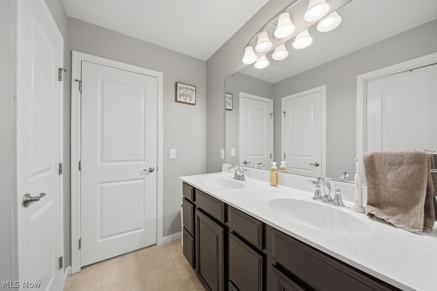 6229 Llanfair Street SW Massillon OH 44646
