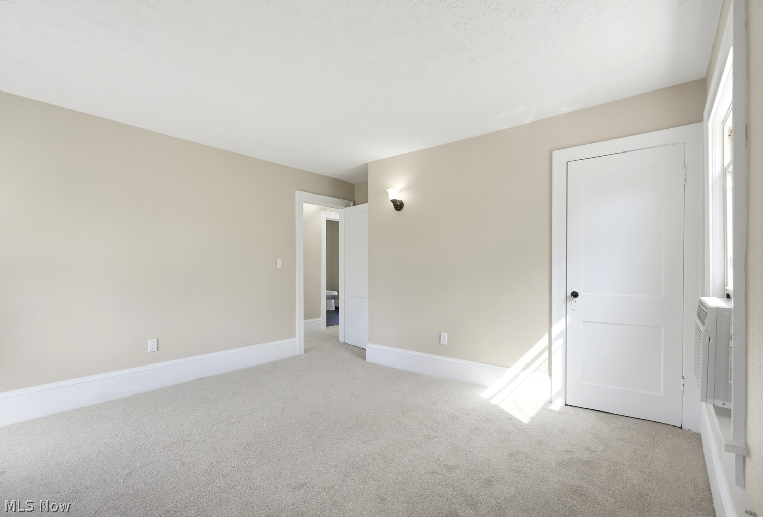 2306 Brownlee Avenue NE Canton OH 44705