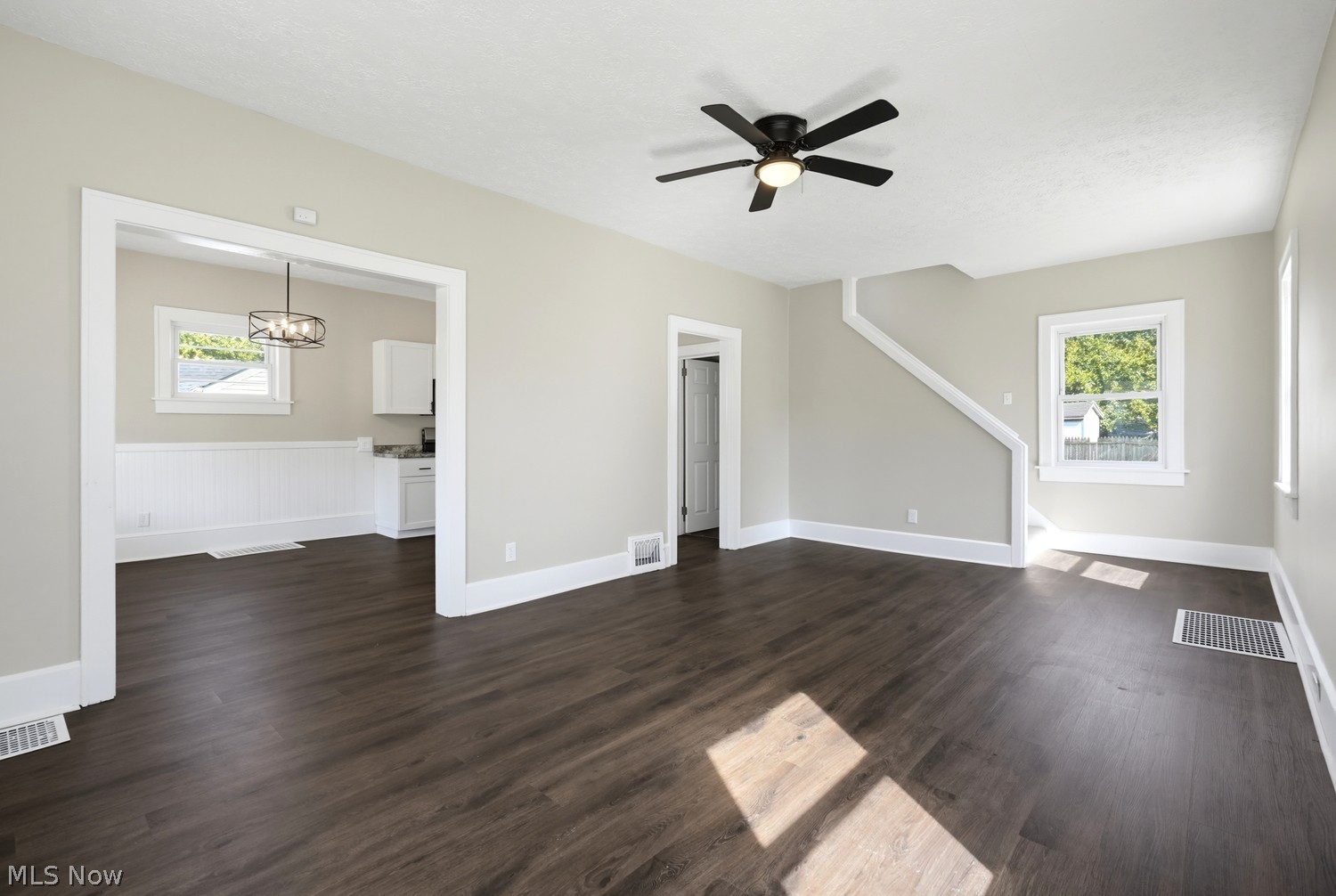 2306 Brownlee Avenue NE Canton OH 44705