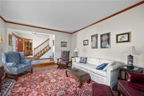 19836 Bennington Drive Strongsville OH 44136