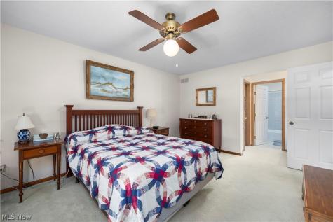 19836 Bennington Drive Strongsville OH 44136