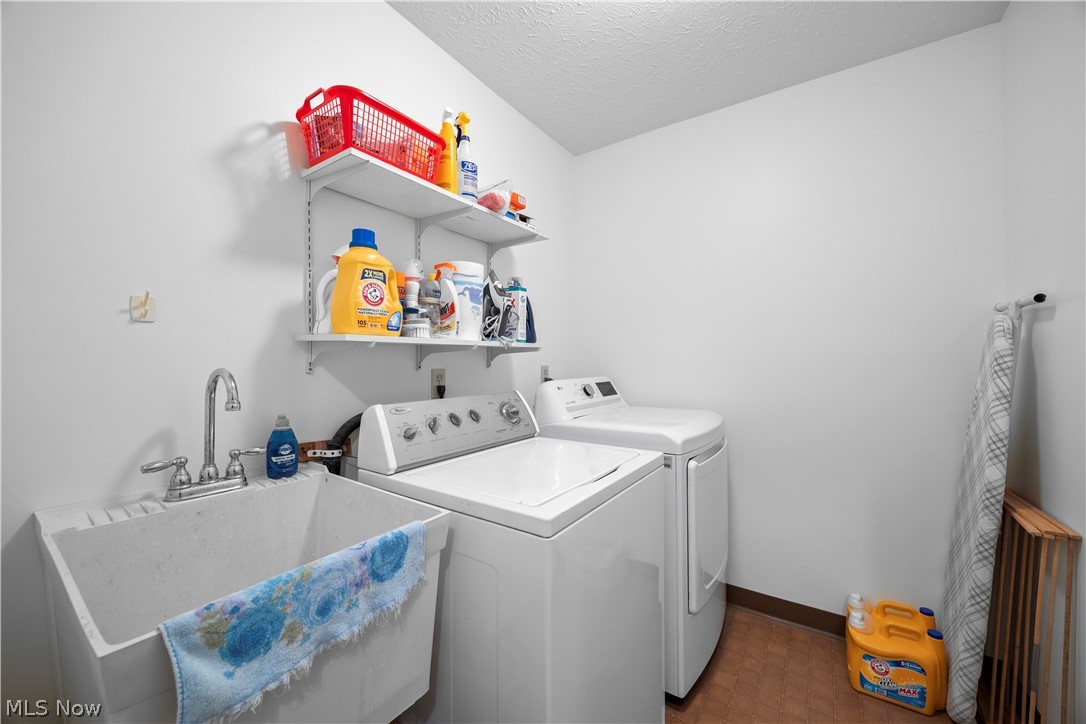 19836 Bennington Drive Strongsville OH 44136