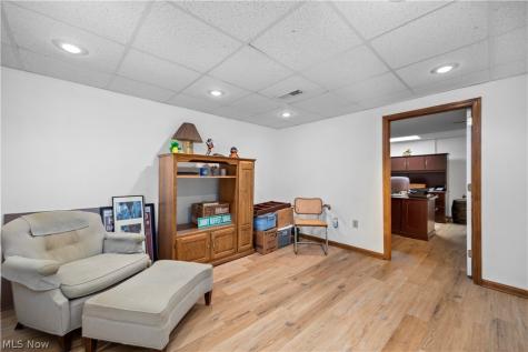 19836 Bennington Drive Strongsville OH 44136