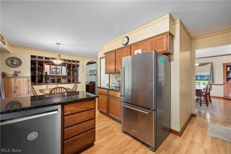 19836 Bennington Drive Strongsville OH 44136