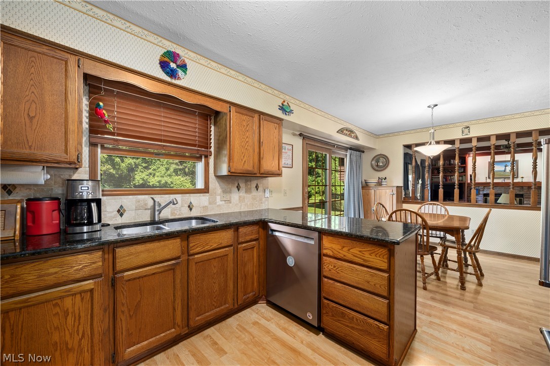 19836 Bennington Drive Strongsville OH 44136