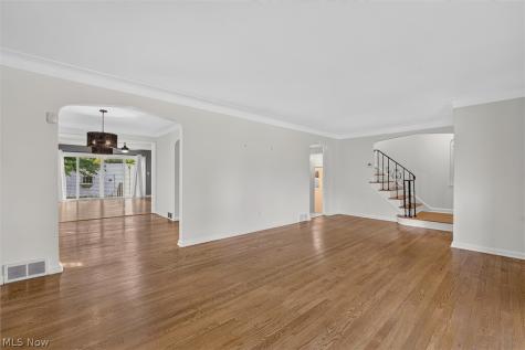 3862 Silsby Road University Heights OH 44118