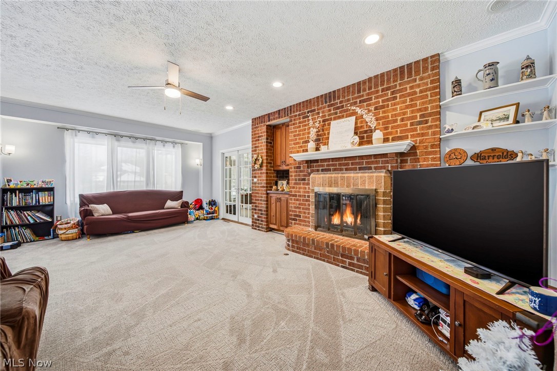 424 Locklie Drive Highland Heights OH 44143