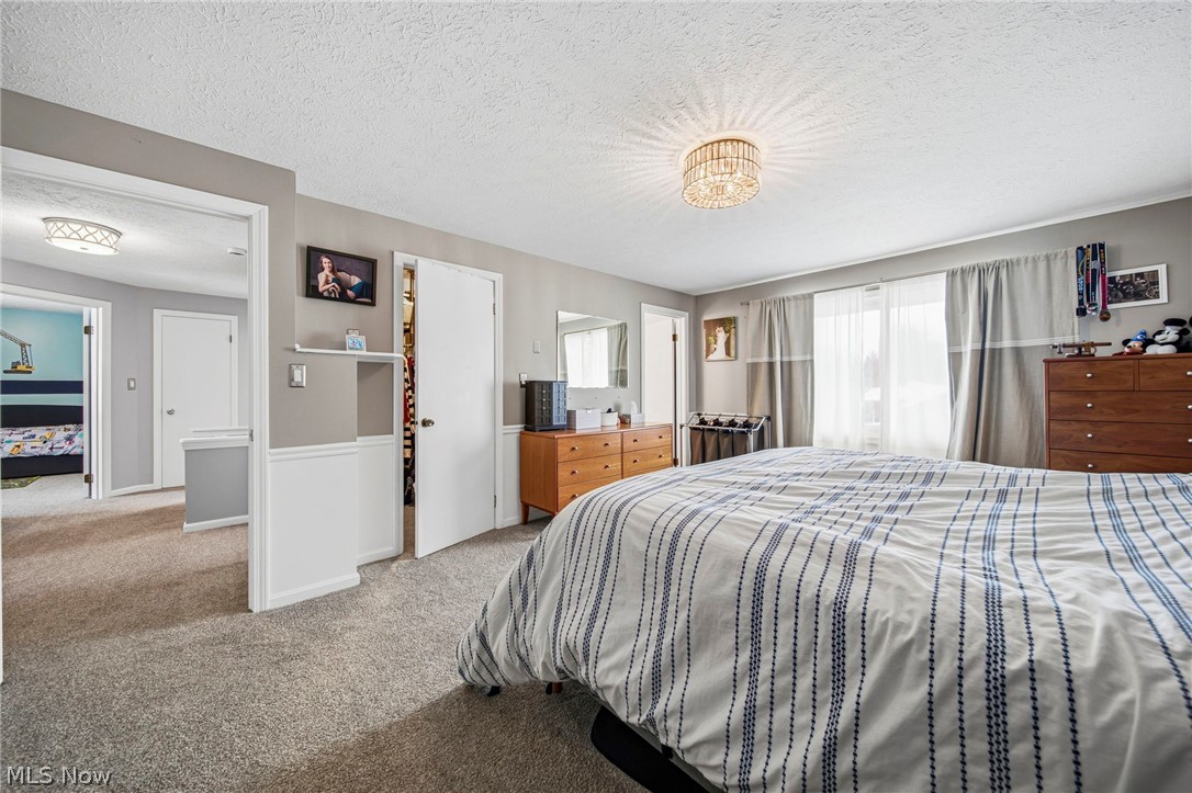 424 Locklie Drive Highland Heights OH 44143