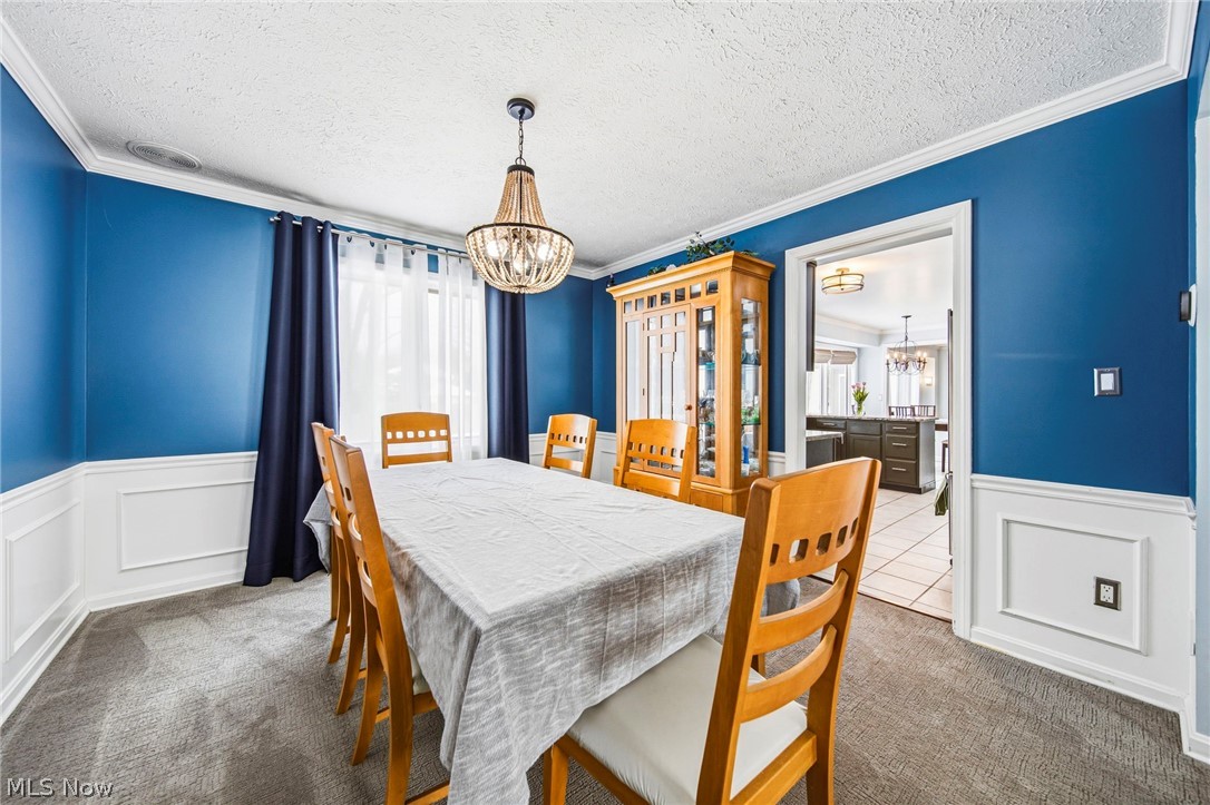 424 Locklie Drive Highland Heights OH 44143