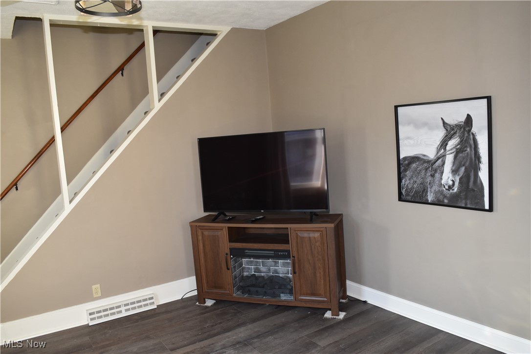 613 E Main Street Barnesville OH 43713